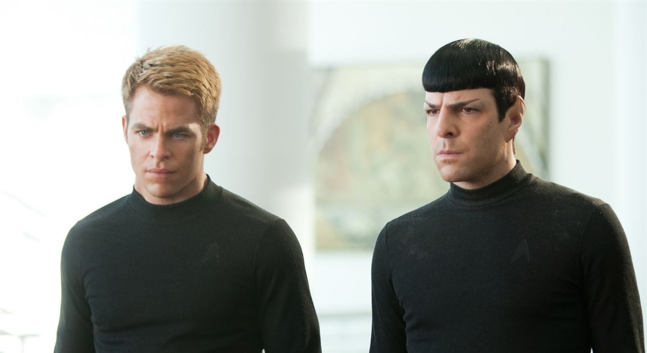 Bilinmeze Doğru Star Trek : Fotoğraf Zachary Quinto, Chris Pine