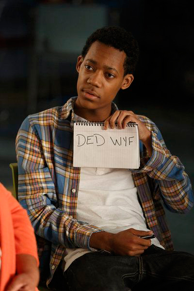 Go On : Fotoğraf Tyler James Williams