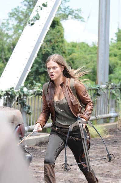 Revolution (2012) : Fotoğraf Tracy Spiridakos