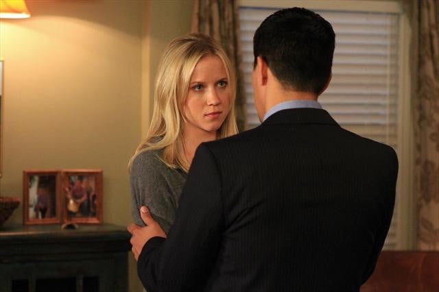 Last Resort : Fotoğraf Jay Hernandez, Jessy Schram