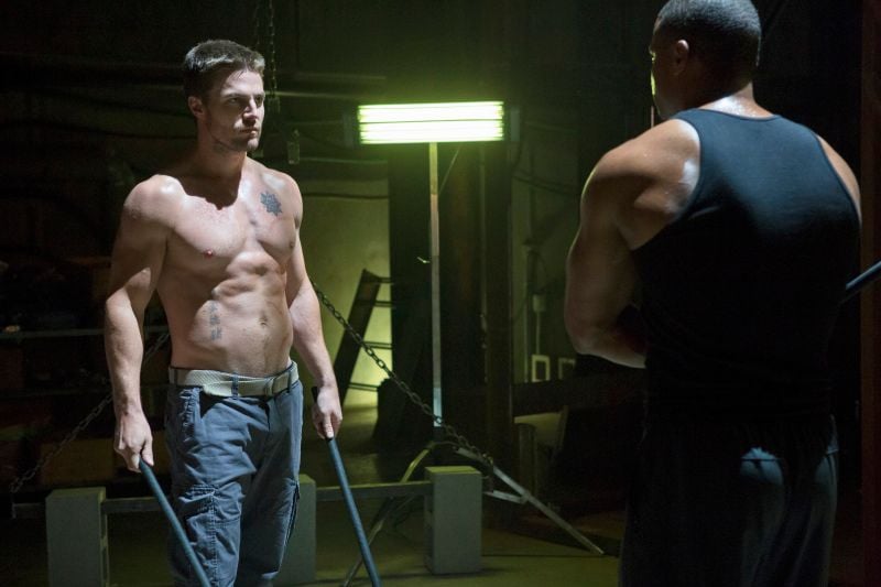 Arrow : Fotoğraf David Ramsey, Stephen Amell