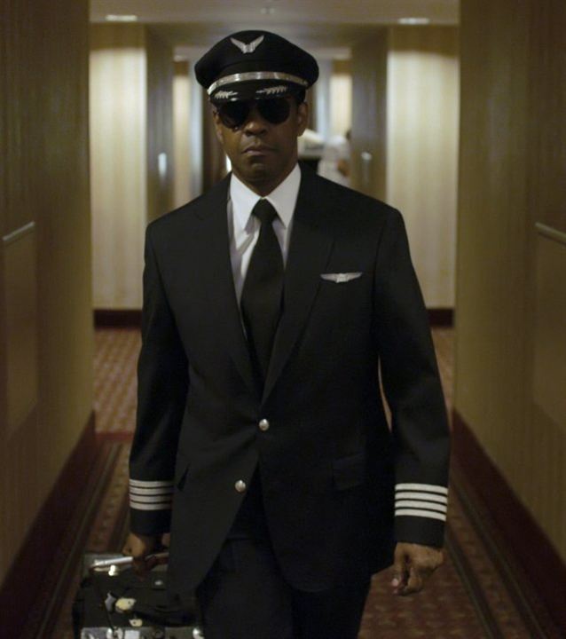 Uçuş : Fotoğraf Denzel Washington