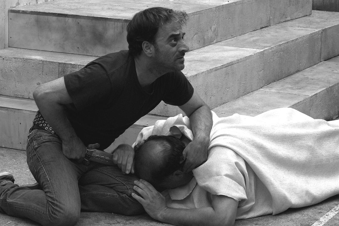 Sezar Ölmeli : Fotoğraf Salvatore Striano, Giovanni Arcuri
