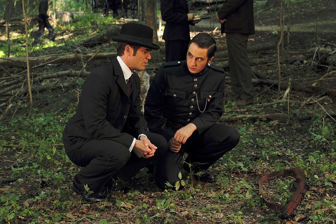 Murdoch Mysteries : Fotoğraf Yannick Bisson, Jonny Harris