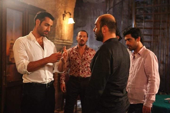 Ağır Roman : Fotoğraf