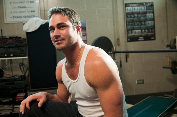 Chicago Fire : Fotoğraf Taylor Kinney