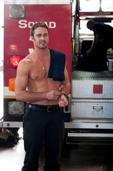 Chicago Fire : Fotoğraf Taylor Kinney