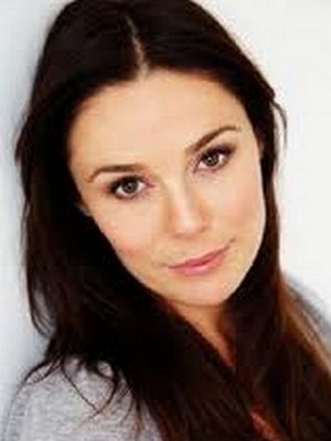 Afiş Zoe Naylor