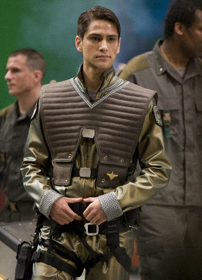 Battlestar Galactica: Blood & Chrome : Fotoğraf Luke Pasqualino