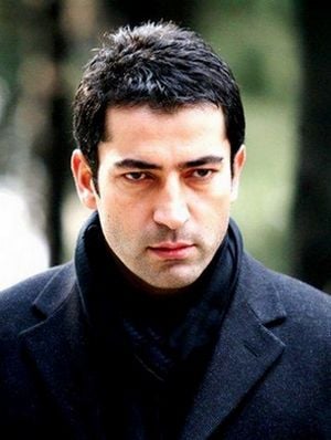 Afiş Kenan İmirzalıoğlu