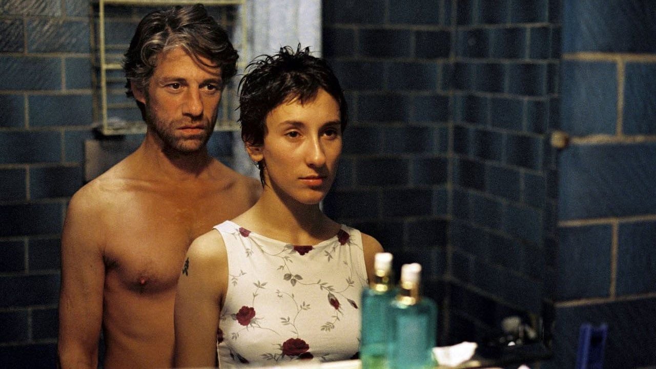 Duvara Karşı Yabancı Festivallerden Ödül Alan Türk Filmleri Duvara Karşı Yabancı Festivallerden Ödül Alan Türk Filmleri