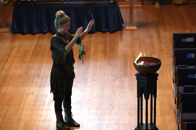 Fotoğraf Rose McIver