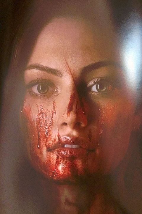 Fotoğraf Phoebe Tonkin