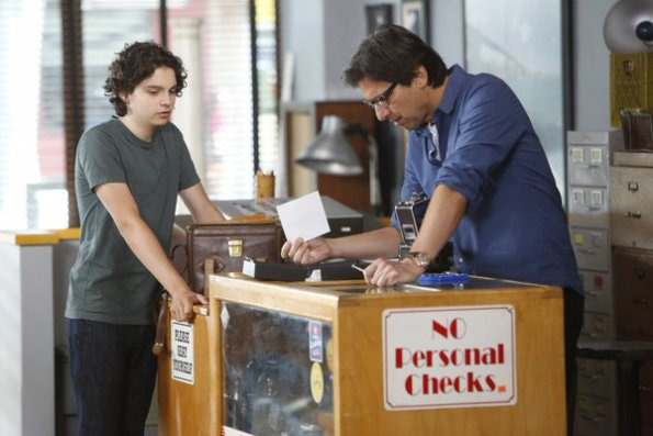 Fotoğraf Ray Romano, Max Burkholder