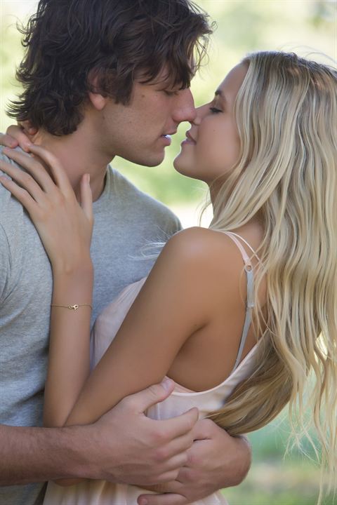 Sonsuz Aşk : Fotoğraf Alex Pettyfer, Gabriella Wilde