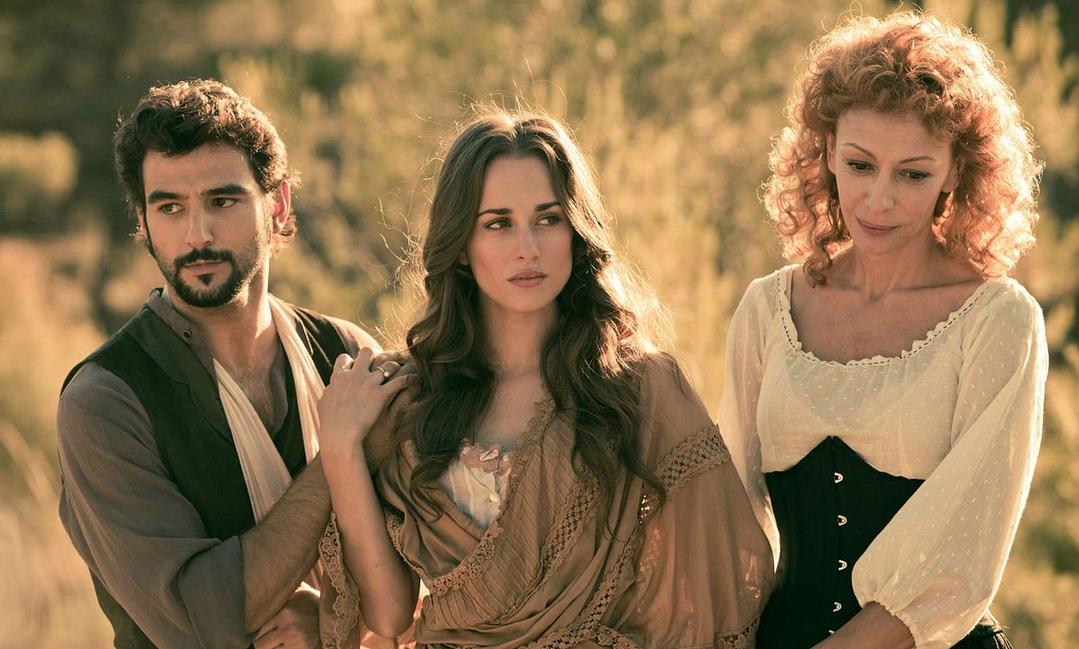 Fotoğraf Silvia Alonso, Elisa Matilla, Antonio Velázquez