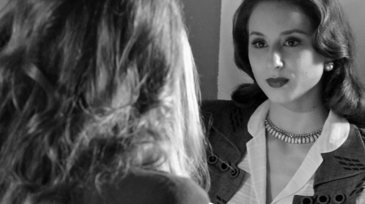 Fotoğraf Troian Bellisario