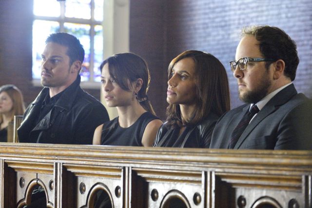 Fotoğraf Jay Ryan (III), Kristin Kreuk, Austin Basis, Nina Lisandrello