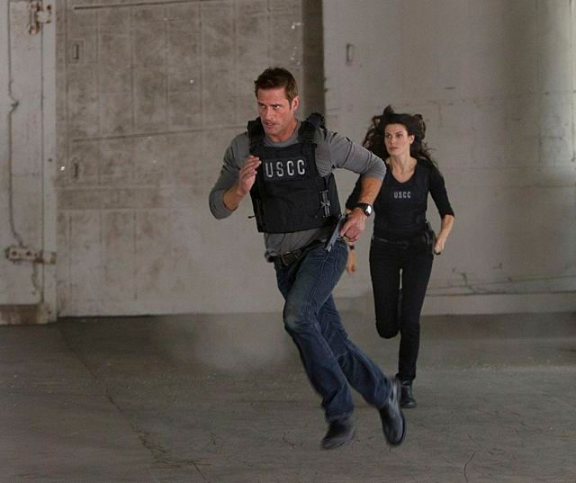 Fotoğraf Josh Holloway, Meghan Ory