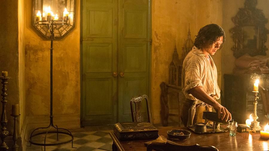 Fotoğraf Luke Arnold