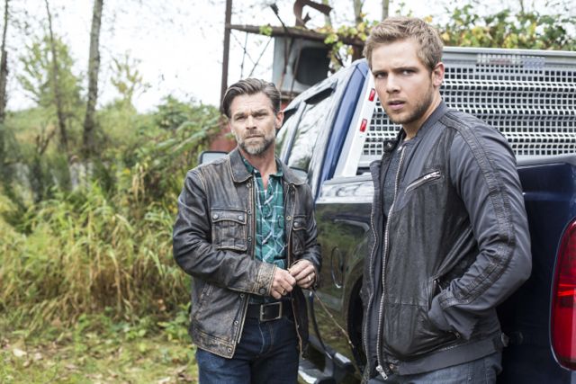 Bates Motel : Fotoğraf Max Thieriot, Ian Tracey