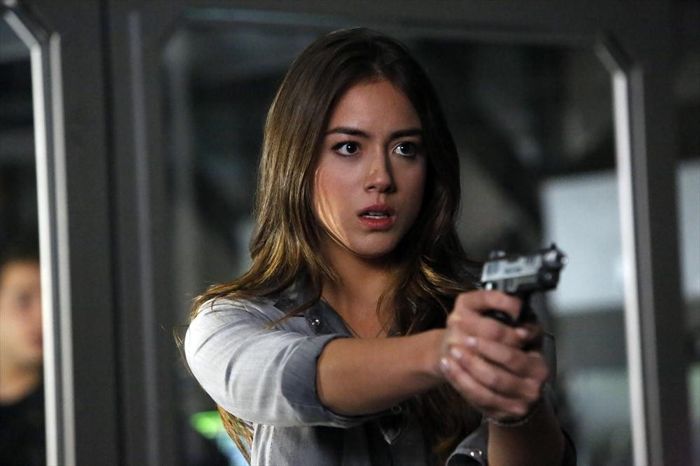 Fotoğraf Chloe Bennet