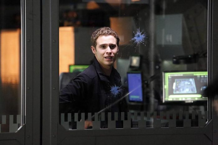 Fotoğraf Iain De Caestecker