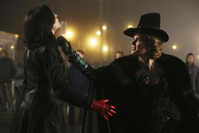 Fotoğraf Rebecca Mader, Lana Parrilla