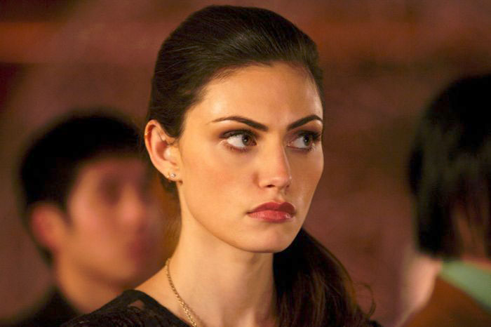 Fotoğraf Phoebe Tonkin