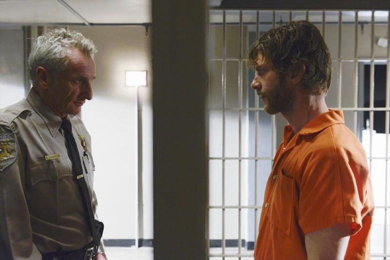 Resurrection : Fotoğraf Sam Hazeldine, Matt Craven