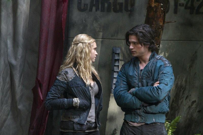 Fotoğraf Eliza Taylor, Thomas McDonell