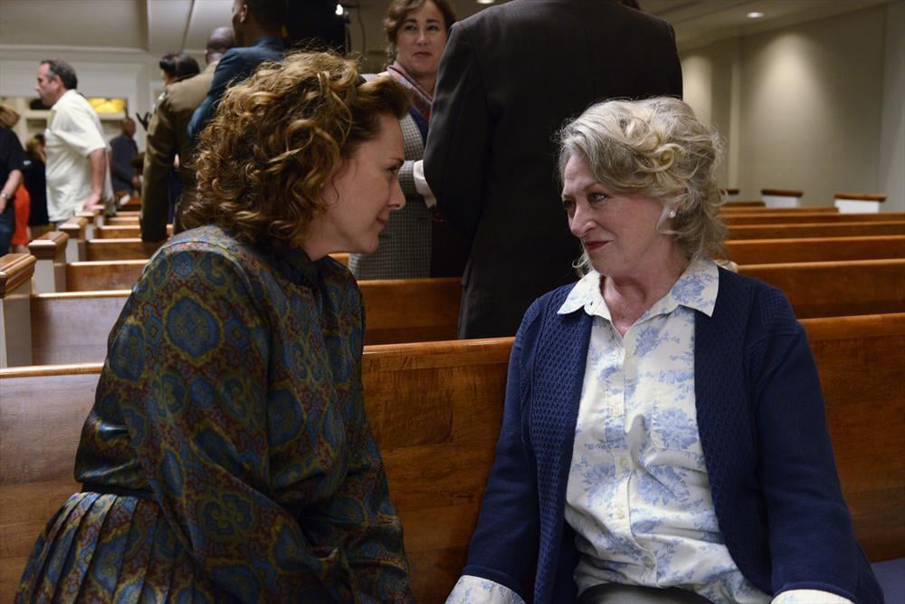 Resurrection : Fotoğraf Veronica Cartwright, Tiffany Morgan