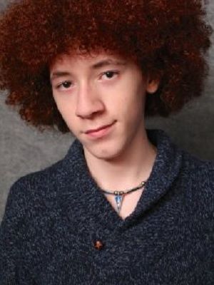 Afiş Ismael Peter Casillas III