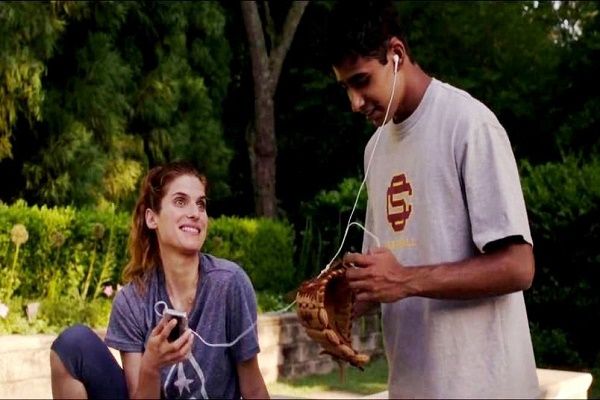 Yetenek Avcısı : Fotoğraf Lake Bell, Suraj Sharma