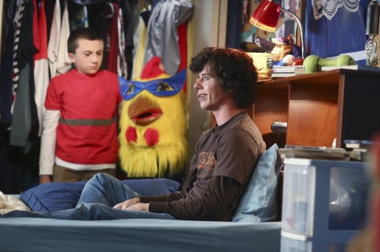 Fotoğraf Atticus Shaffer, Charlie McDermott