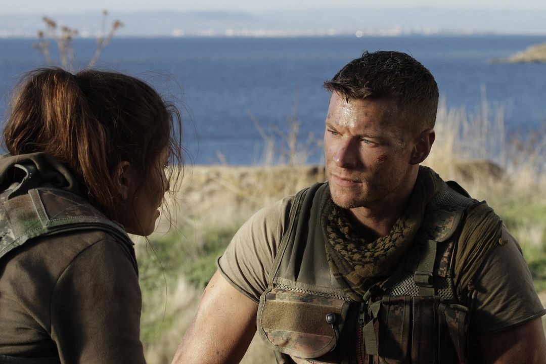 Fotoğraf Mercedes Mason, Chad Michael Collins