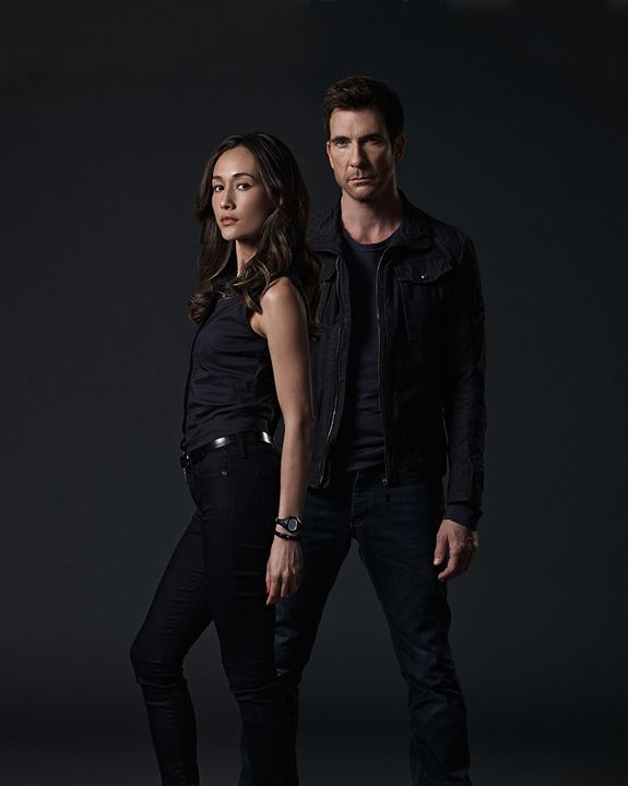 Fotoğraf Maggie Q, Dylan McDermott