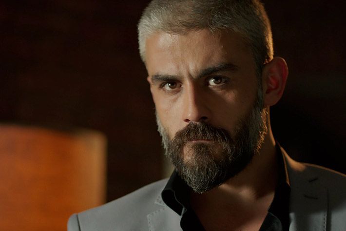 Poyraz Karayel : Fotoğraf