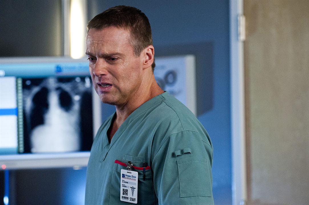 Saving Hope : Fotoğraf Michael Shanks (I)