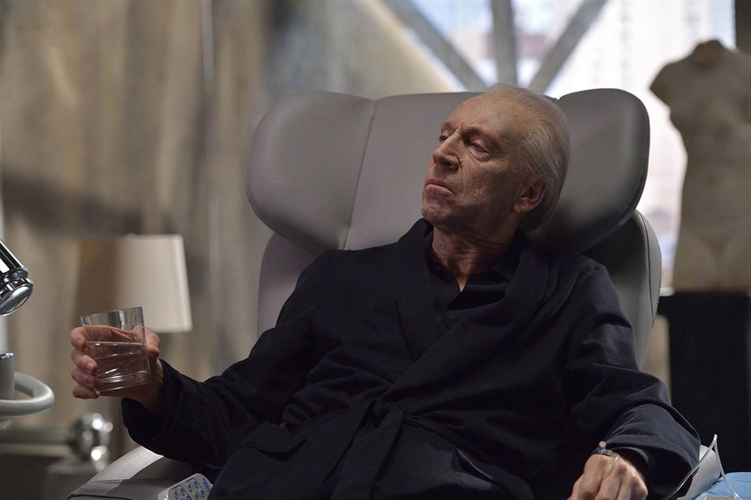 Afiş Jonathan Hyde