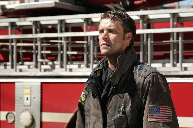 Chicago Fire : Fotoğraf Jesse Spencer