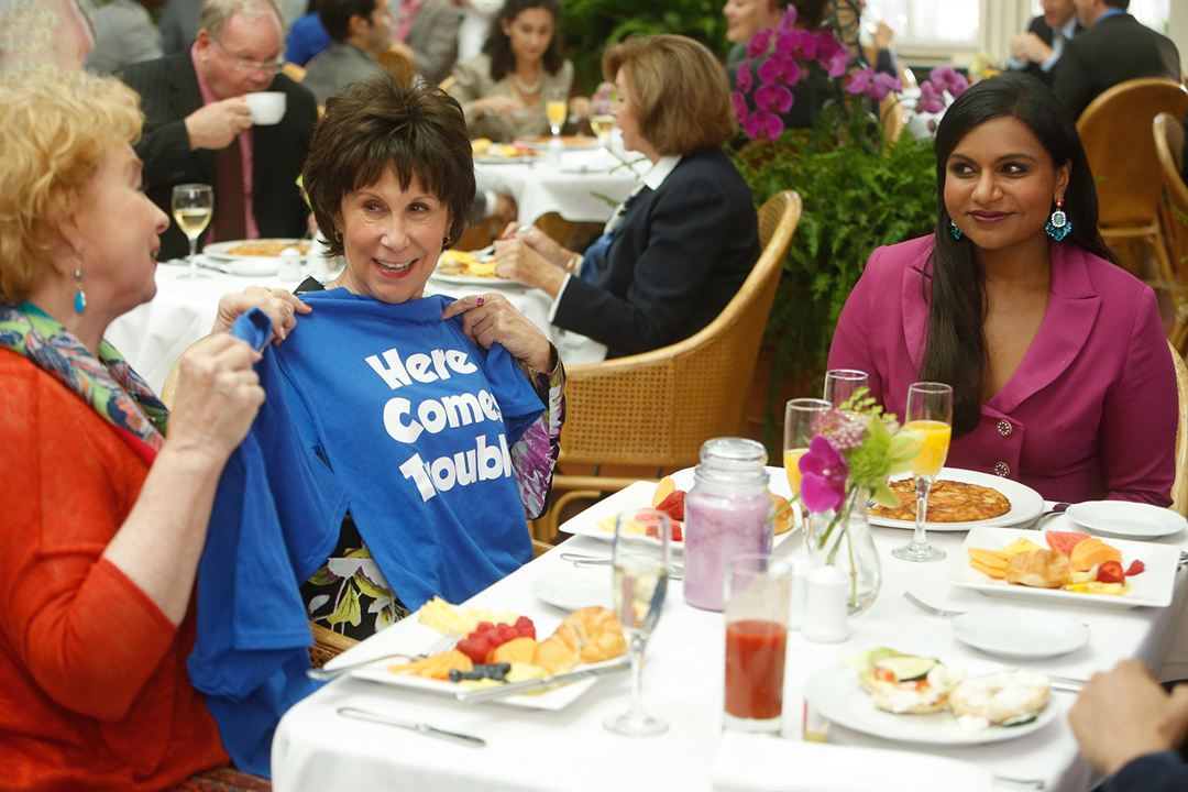 Fotoğraf Mindy Kaling, Rhea Perlman