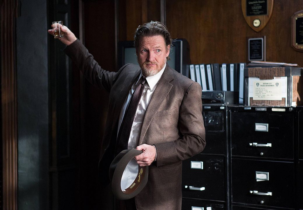 Gotham (2014) : Fotoğraf Donal Logue