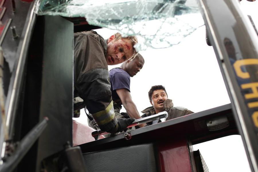 Chicago Fire : Fotoğraf Jesse Spencer, Edwin Hodge