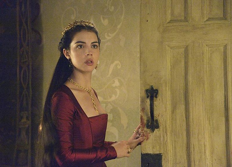 Reign : Fotoğraf Adelaide Kane