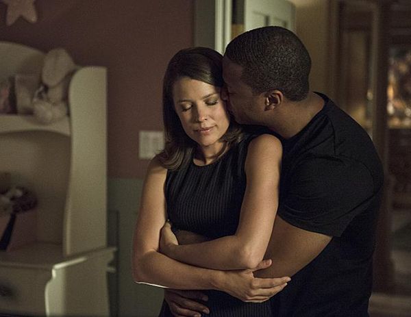 Arrow : Fotoğraf David Ramsey, Audrey Marie Anderson