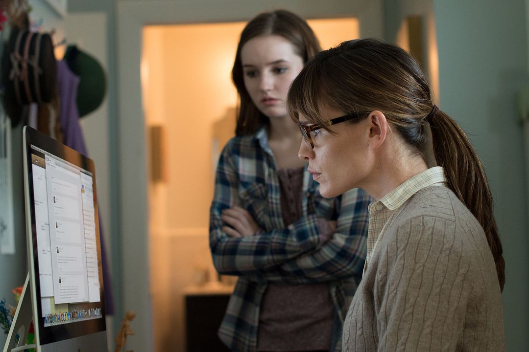 Men, Women & Children : Fotoğraf Kaitlyn Dever, Jennifer Garner