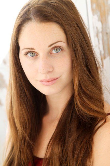 Afiş Ashleigh Biller