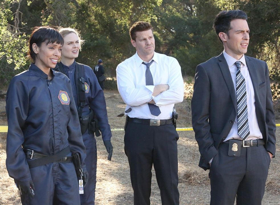 Bones : Fotoğraf John Boyd, Tamara Taylor, David Boreanaz, Emily Deschanel