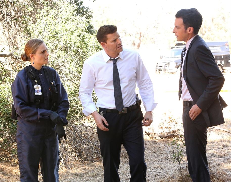 Bones : Fotoğraf John Boyd, David Boreanaz, Emily Deschanel